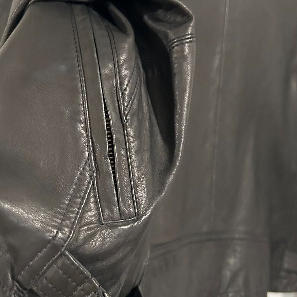 True Religion 100% Lamb Skin Black Moto Leather Jacket Women’s Size Large - Picture 8 of 8